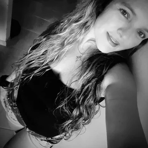 squirtlatinx kullanıcısının sexy albümü -  3 fotoğraf