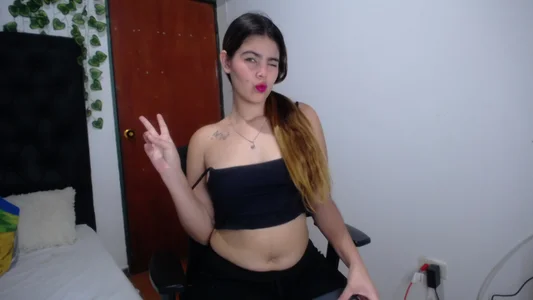 isabel_09 🖤 Pic 2