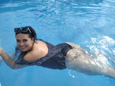 Isabella_cherry69Pool Day图片 8