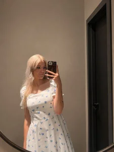 Zdjęcia CammyYoula Public:  4