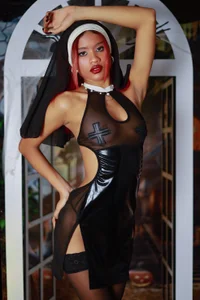 Aprillbrunette your sexy nun / halloween 2025 🎃👑 Pic 7