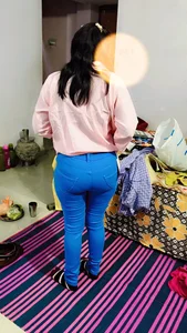hot_wife_35 Public Pic 3