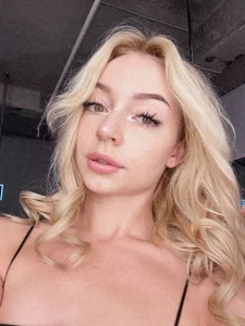 melissa_grr Dancer girl Pic 5