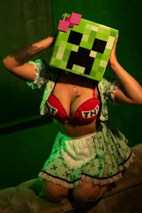 Zdjęcia evybubbles Cosplay Minecraft Creeper:  2