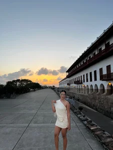 GraceWallace_ 🌞 Bilde 3