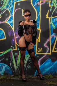 Public od VictoriaRousse_  3 snímek