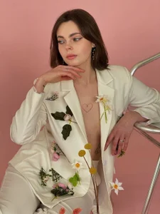 KattyWilford Public  снимка