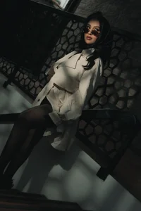 LindseyMoss Elegant Immagine  2