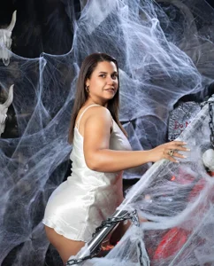 Samaraa_Lee Public Foto