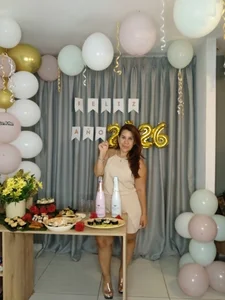 viviana_simmons28: happy new year thank you ( 4 фото)