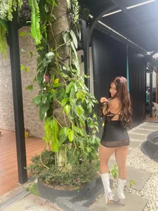 HannahDavis_ Public รูป  3