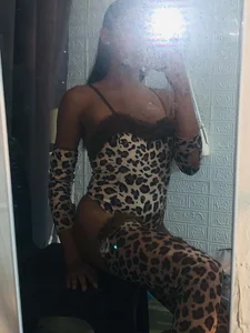 tsgoddesshorsecock69 yourhotleopard Hình