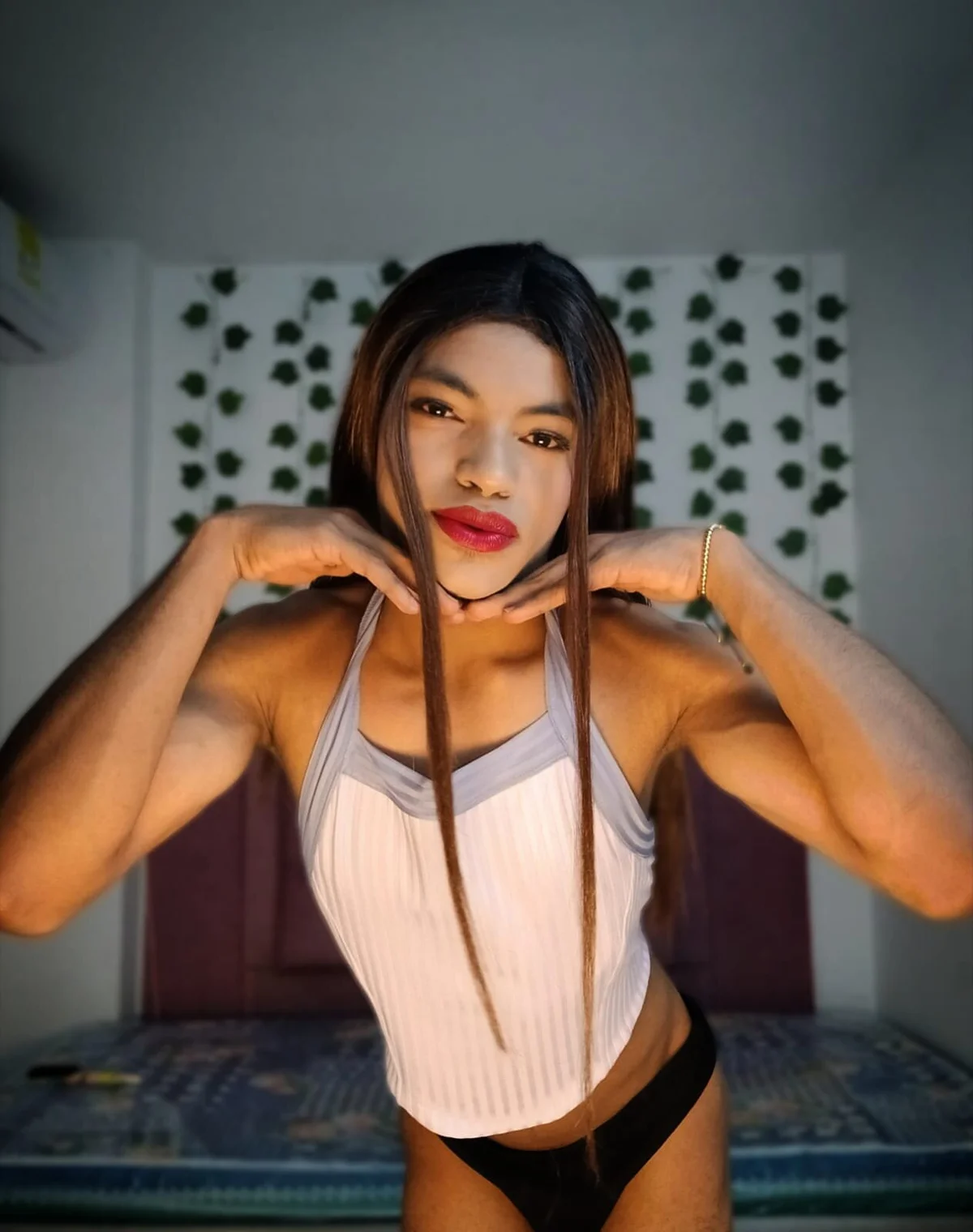 Catalina_skinny1 熱門圖片 959