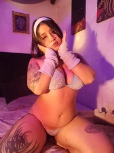 abby__deluna Admire my beauty Pic