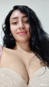 Charlotte_pleasure Public Pic 6