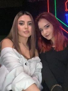 AnnaTeona Public Pic 2