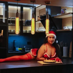 EmmaEspinoza_ Merry Christmas 🎁🎅🏻🎄 Foto 2