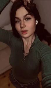 HalinaRozier Public Pic 4