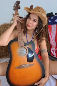 sienna_luxor 4th July 2026 Pic 8