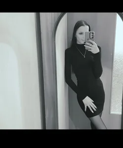 Lucy_Divine Public Hình 3