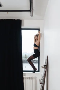 KiraNikson i love pantyhose Immagine  3