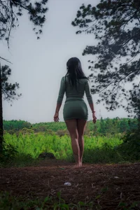 EmmaWilliamss4 Public Hình 4