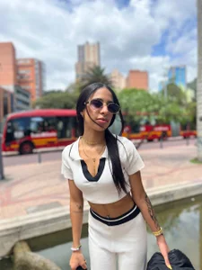 stealing glances de melissa_becraft  5 Imagens