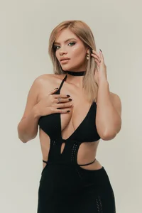 Newbie de KyomiVelvet  4 Imagens