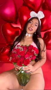 daniela_henao SAN VALENTINE Pic 3