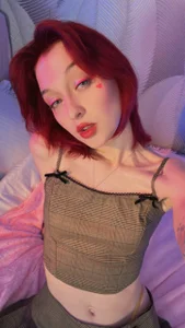 WhySoRealのPublicの 5枚の写真