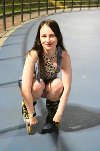 An adventure on skates od AmbeerWood_  6 snímek