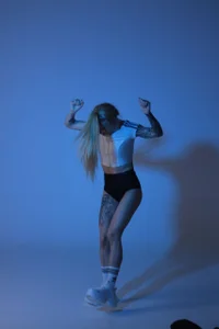 Jackie_Swann Adidas harbass hah Foto 5