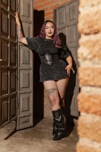 LoiseHarper Punk Fashion - {count, plural, one {תמונה אחת} two {שתי תמונות} many {# תמונות} other {# תמונות}}