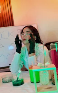 Victoria-Collins_ Pleasure experiments Pic 3