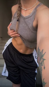 irony333 Public Εικόνα 4