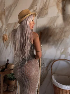 Squirt_Tanya Public Poză 4