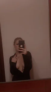 LucyLextonX kullanıcısının Photo Dump 😜 albümü -  2 fotoğraf