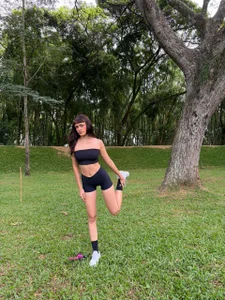 Sporty vibes, naughty energy 🌿 de candyclair1 Foto 5