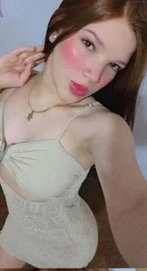 VictoriaGarret Public صورة واحدة|VictoriaGarret Public صورتان|VictoriaGarret Public  صور|VictoriaGarret Public  صورة