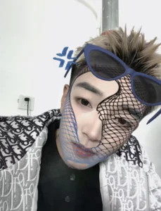 LOL-010 小杰 Bilde