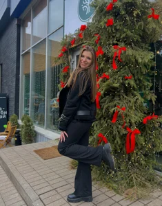 Public de adel_secret  4 photos