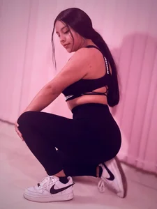 Catalina_naugthy We do cardio👄 Pic