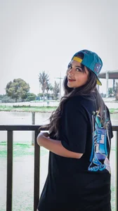 KimDevinne Outdoor Pic 7