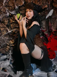 Zoe_Benson Sweet pirate 🐦‍⬛ Pic 9