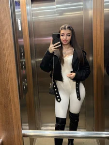 KatelynSparks 🌸 Gambar