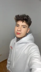 logan_smith02Public Bild