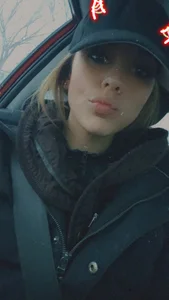 RhyleeRaine: Public ( 2 фото)