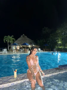 HI! 🥰 ภาพเซ็กส์ 2 รูปของ Raven_Wildd