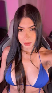 JanyLunaa Your blue angel Pic 9