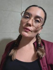 MiaAmadorVS Public Billede